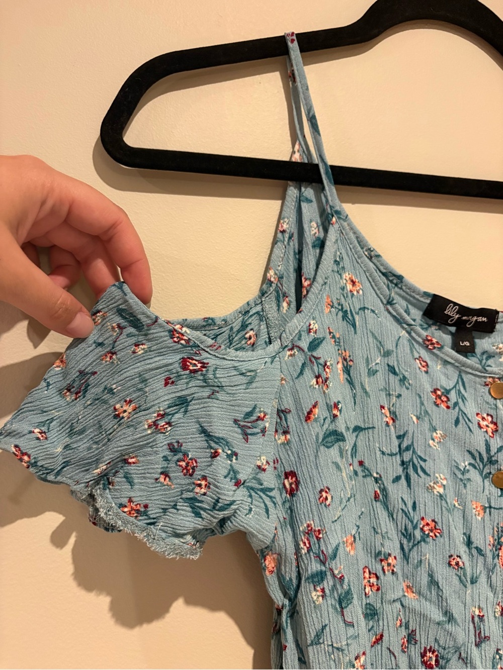 Blue Floral Cold-Shoulder Button-Front Cami - Picture 3 of 12